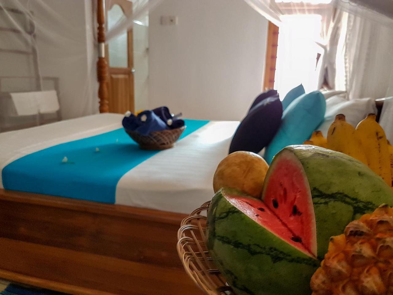 White Villa Beach Resort Mirissa Extérieur photo