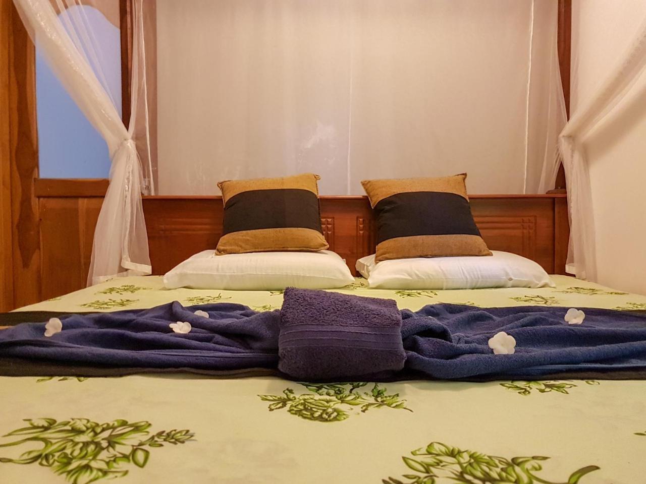 White Villa Beach Resort Mirissa Extérieur photo
